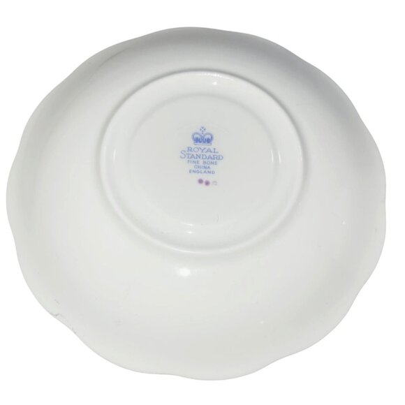 Royal Standard Teacup and Saucer Hand Painted Roses Gold Trim Bone China England - Picture 7 of 10